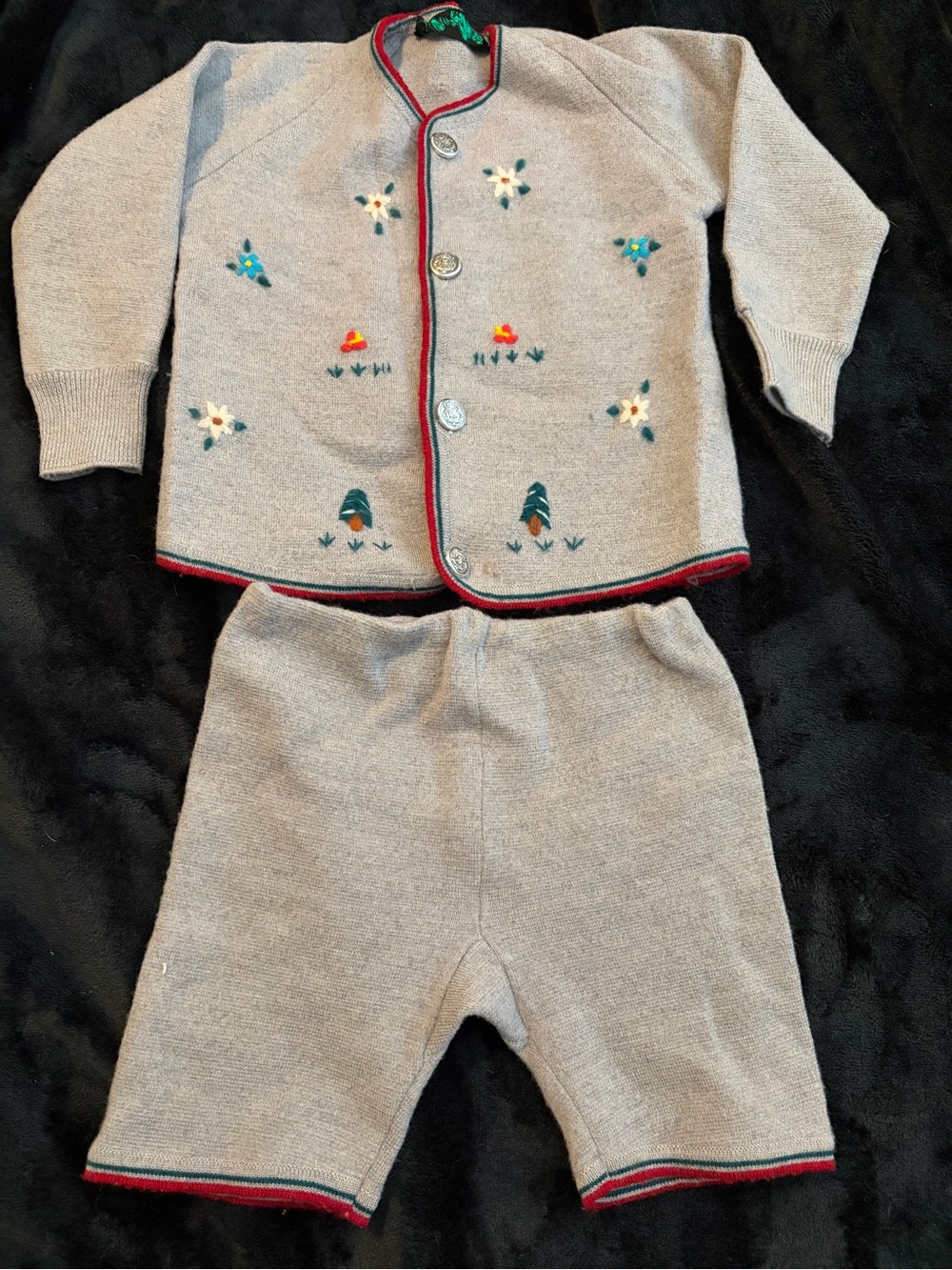 Onelia Girls 2T Embroidered Knit Cardigan Shorts Set